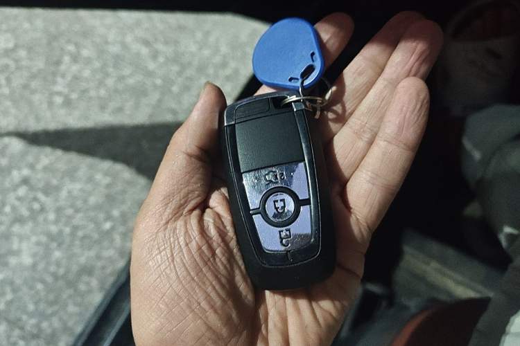 Used Lincoln Z 2025 2.0T Prestige Edition Vehicle Key