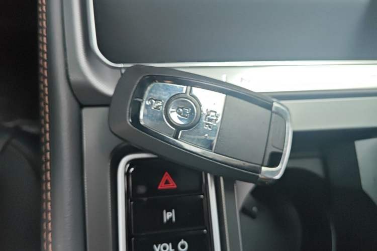 Used Lincoln Z 2025 2.0T Prestige Edition Vehicle Key