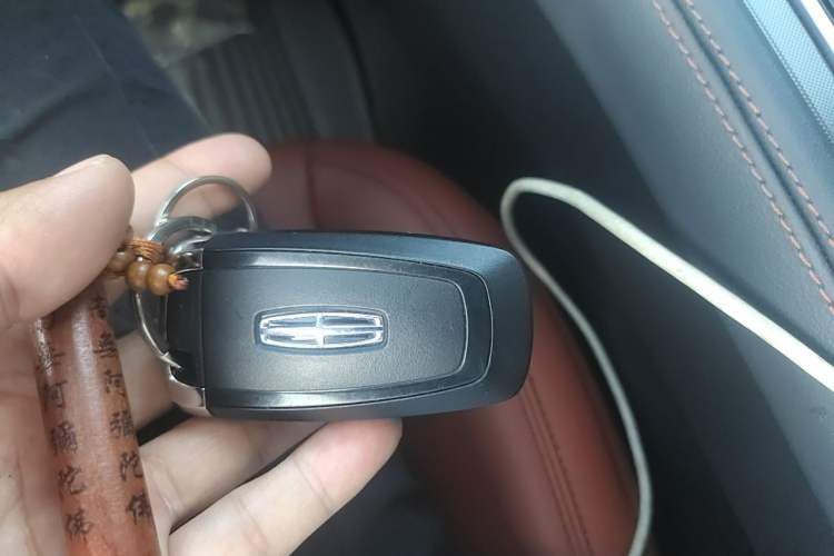 Used Lincoln Z 2025 2.0T Prestige Edition Vehicle Key