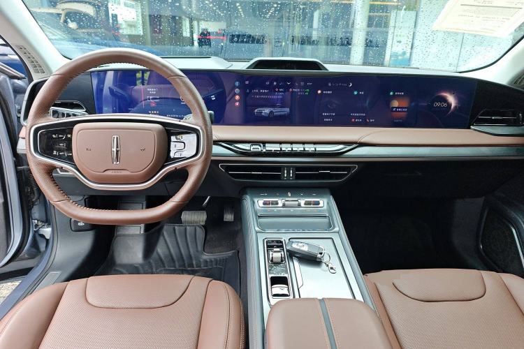 Used Lincoln Z 2025 2.0T Zunyi Hybrid Version Center Console