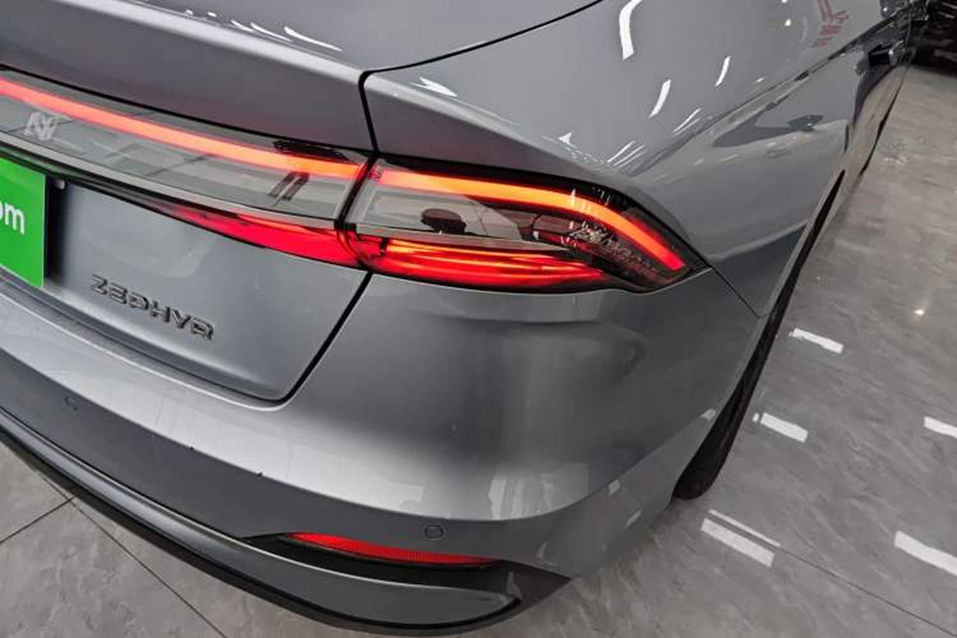 Used Lincoln Z 2025 2.0T Prestige Hybrid Edition Exterior 3