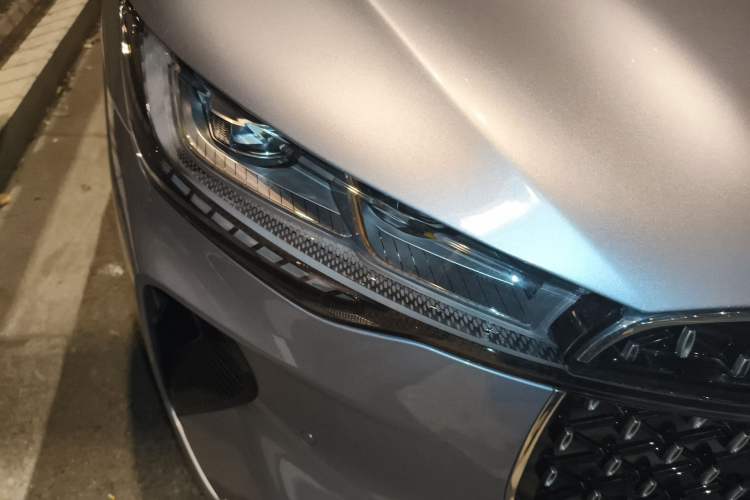 Used Lincoln Z 2025 2.0T Luxury Edition Right Front Headlight