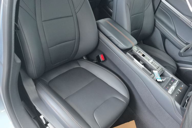 Used Lincoln Z 2025 2.0T Prestige Edition Right Front Seat