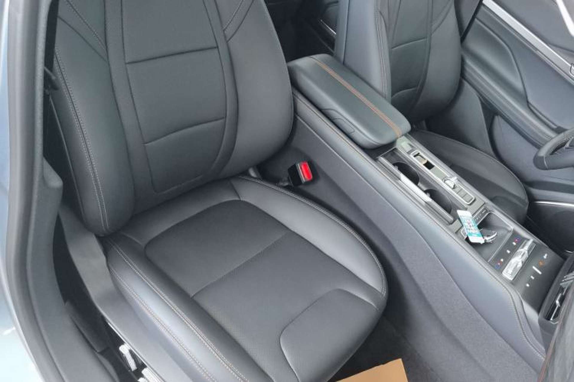 Used Lincoln Z 2025 2.0T Prestige Edition Right Front Seat