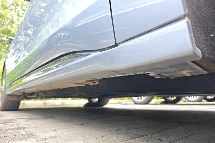 Used Lincoln Z 2025 2.0T Zunyi Hybrid Version Right Side Sill