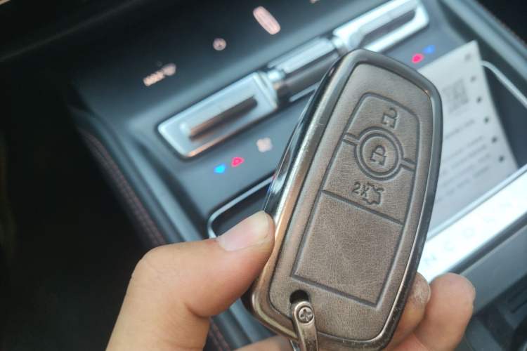 Used Lincoln Z 2025 2.0T Prestige Edition Vehicle Key