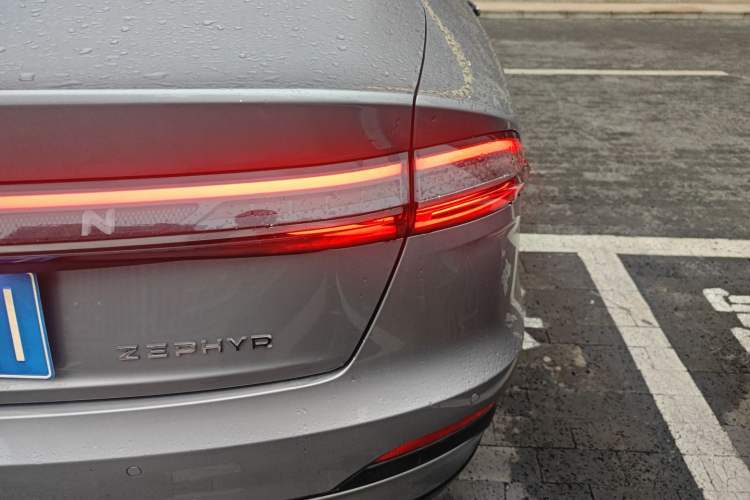 Used Lincoln Z 2025 2.0T Prestige Hybrid Edition Exterior 3