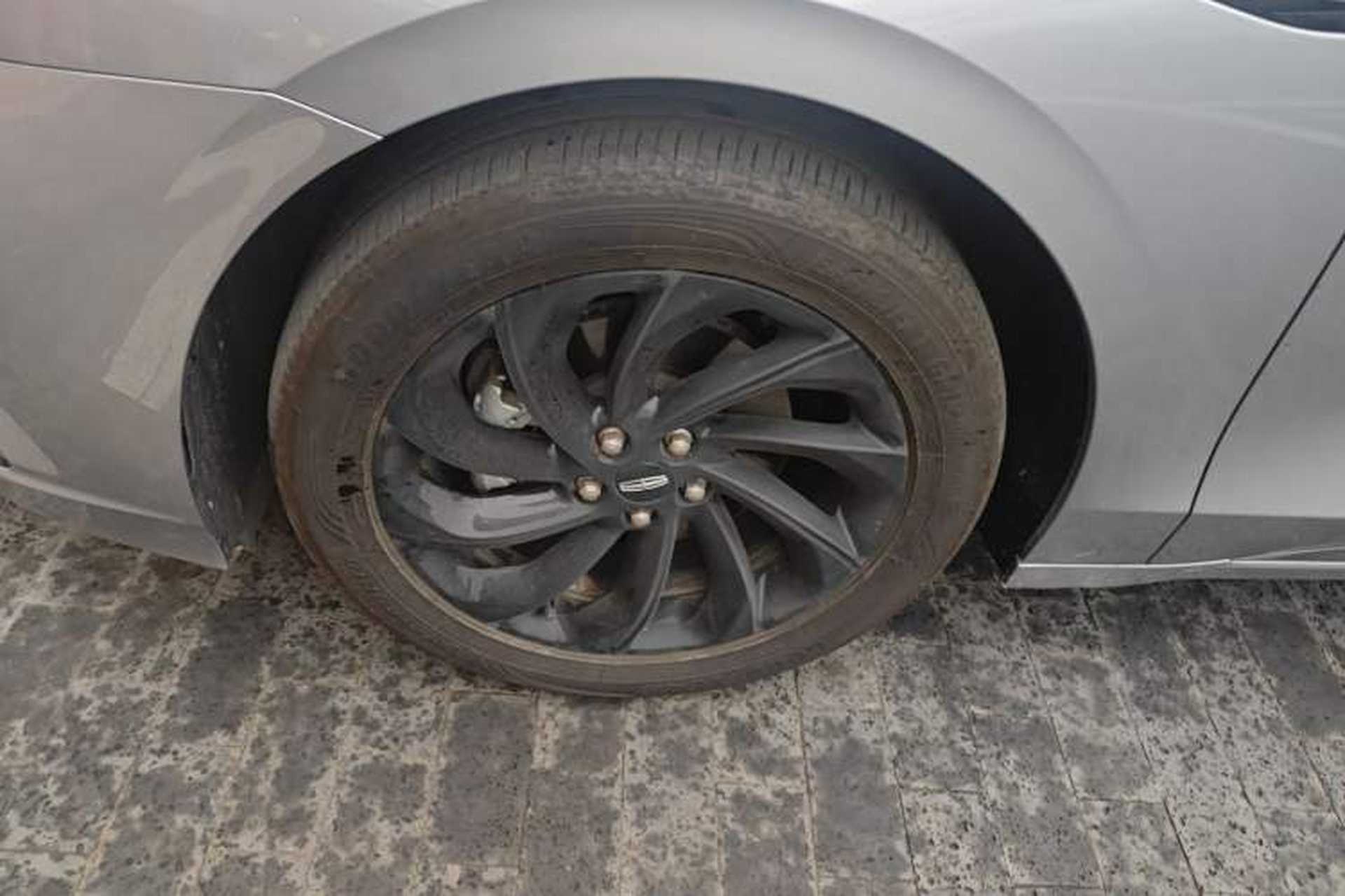 Used Lincoln Z 2025 2.0T Prestige Hybrid Edition Exterior 4