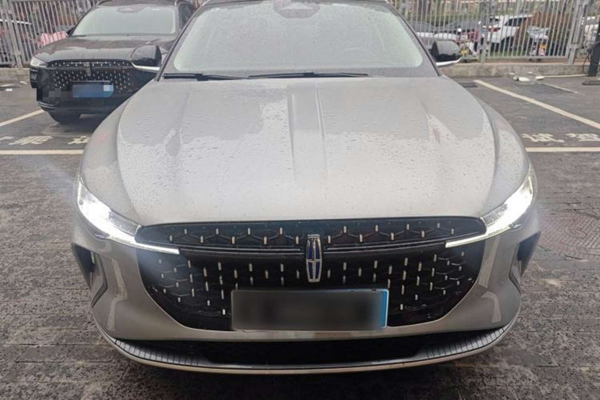 Used Lincoln Z 2025 2.0T Prestige Hybrid Edition Front