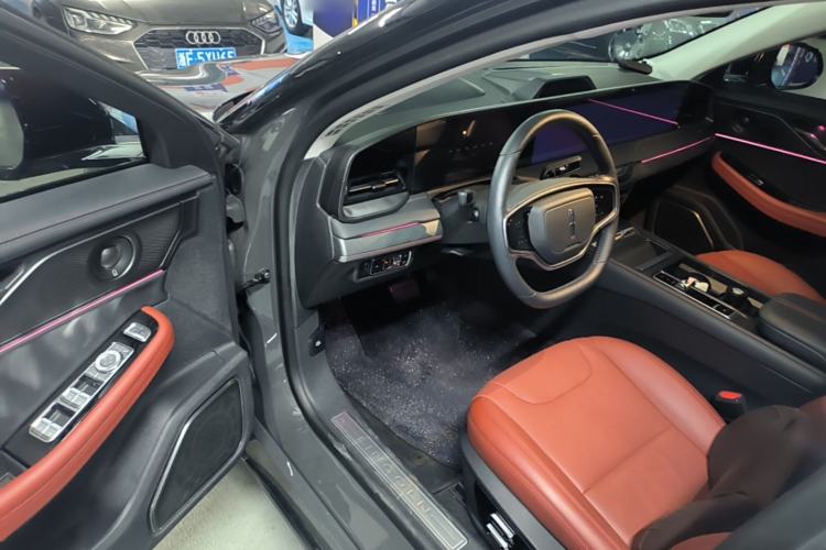 Used Lincoln Z 2025 2.0T Luxury Edition Driver Seat