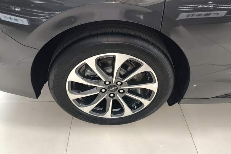 Used Lincoln Z 2025 2.0T Prestige Edition Exterior 5