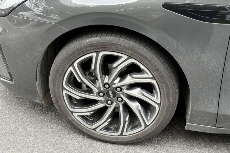 Used Lincoln Z 2025 2.0T Luxury Edition Exterior 8