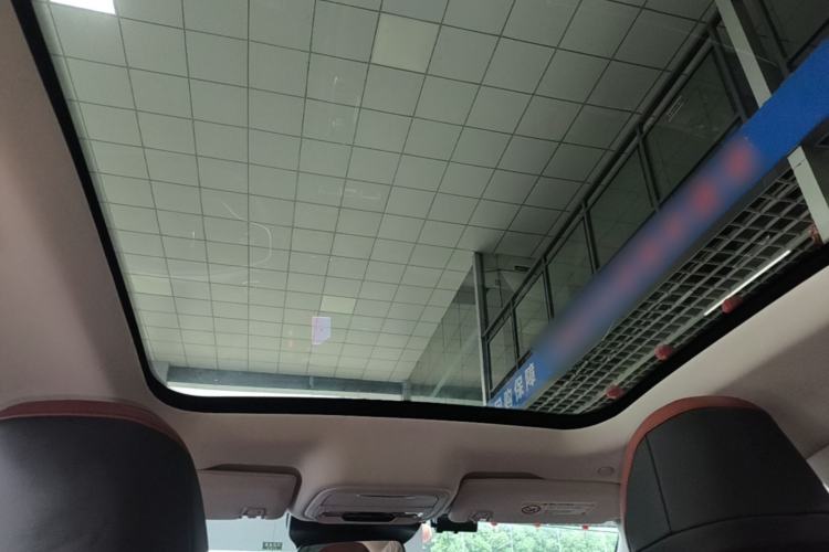 Used Lincoln Z 2025 2.0T Prestige Edition Headliner