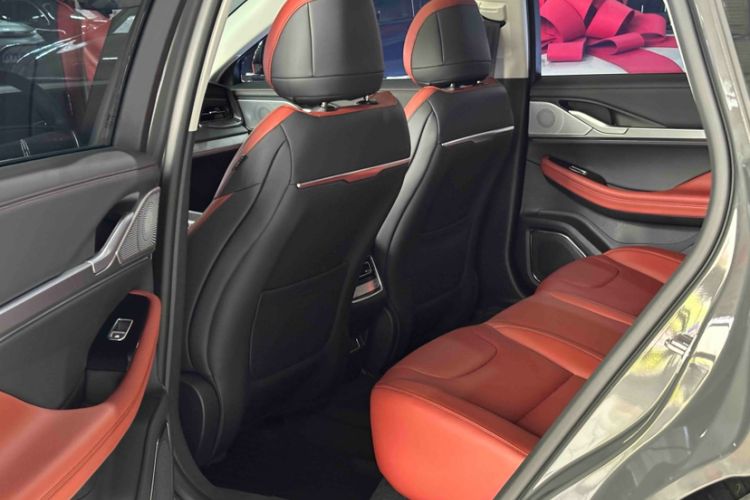 Used Lincoln Z 2025 2.0T Prestige Edition Interior 1