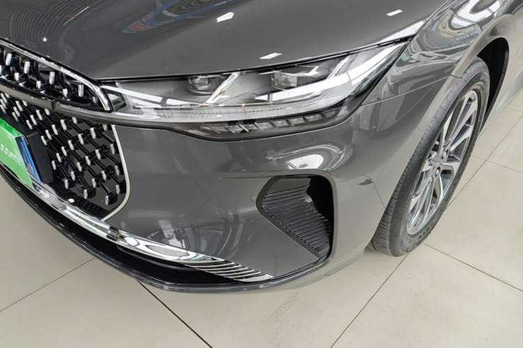 Used Lincoln Z 2025 2.0T Prestige Edition Left Front Headlight