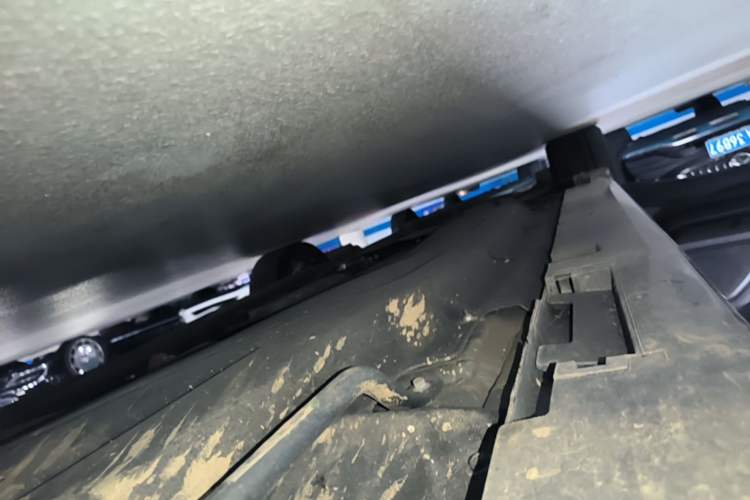 Used Lincoln Z 2025 2.0T Luxury Edition Left Side Sill