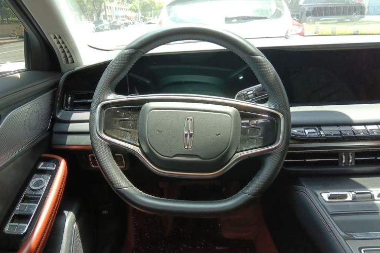 Used Lincoln Z 2025 2.0T Prestige Edition Steering Wheel