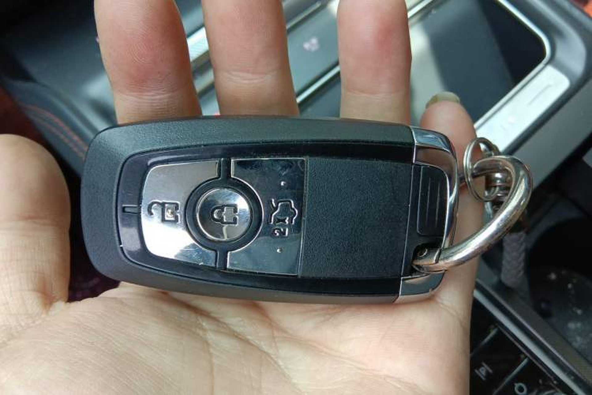 Used Lincoln Z 2025 2.0T Prestige Edition Vehicle Key