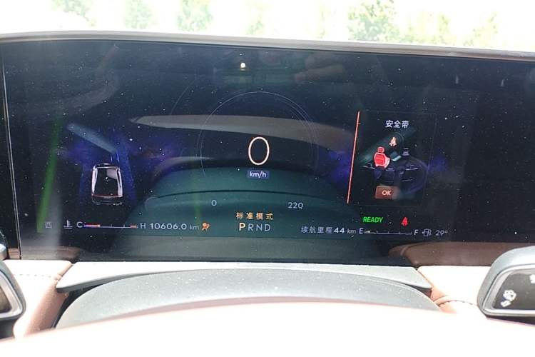 Used Lincoln Z 2025 2.0T Prestige Hybrid Edition Instrument Cluster