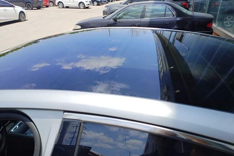 Used Lincoln Z 2025 2.0T Prestige Hybrid Edition Roof