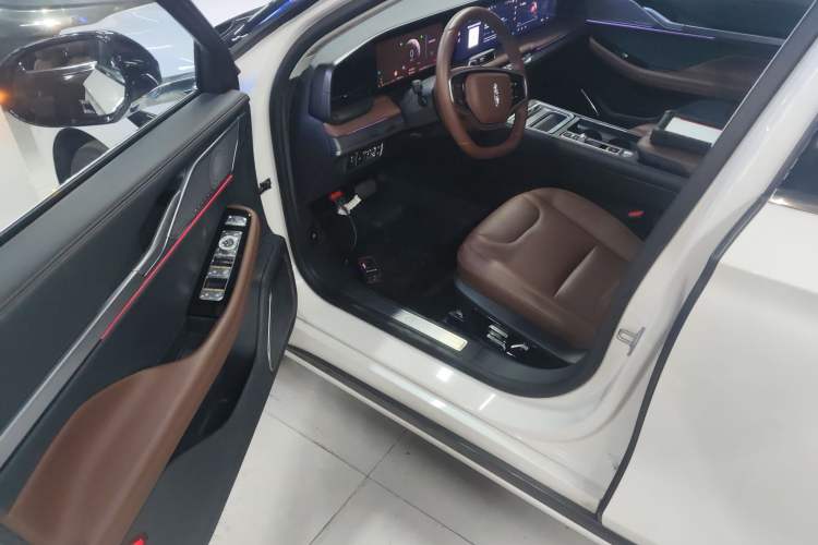 Used Lincoln Z 2025 2.0T Prestige Hybrid Edition Driver Seat