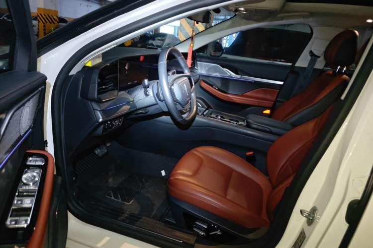 Used Lincoln Z 2025 2.0T Prestige Edition Driver Seat