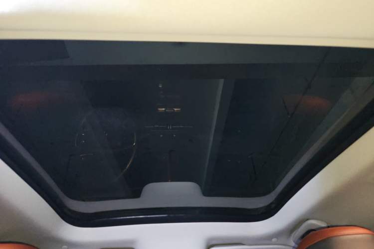 Used Lincoln Z 2025 2.0T Prestige Edition Headliner