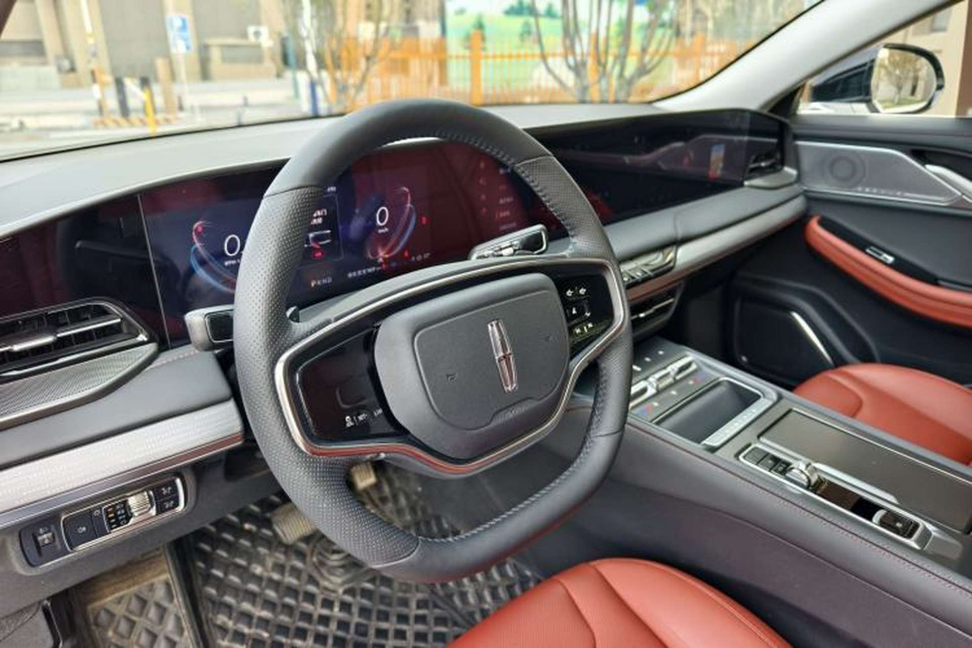 Used Lincoln Z 2025 2.0T Prestige Edition Interior 8