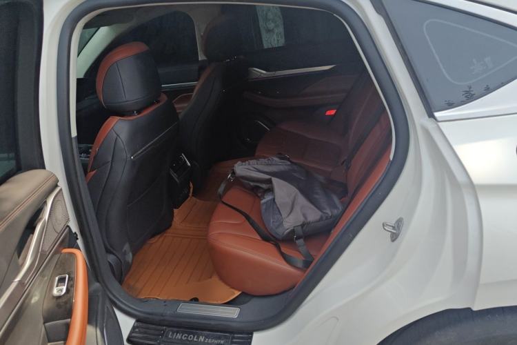 Used Lincoln Z 2025 2.0T Prestige Edition Left Rear Seat