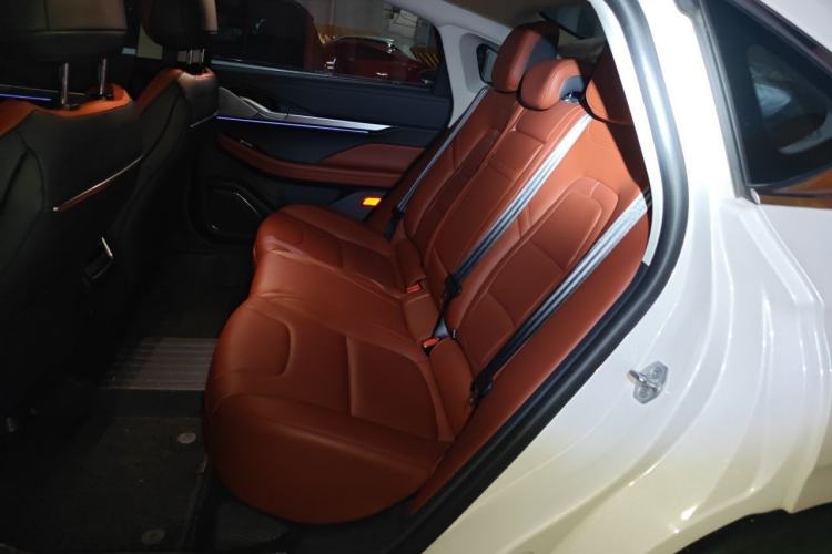 Used Lincoln Z 2025 2.0T Prestige Edition Left Rear Seat