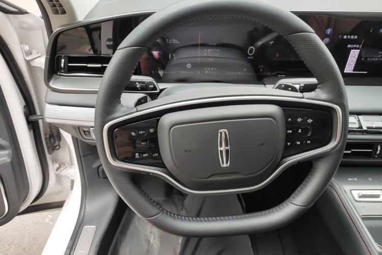 Used Lincoln Z 2025 2.0T Prestige Edition Steering Wheel