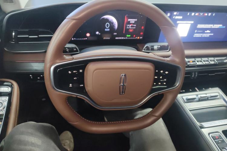 Used Lincoln Z 2025 2.0T Prestige Hybrid Edition Steering Wheel