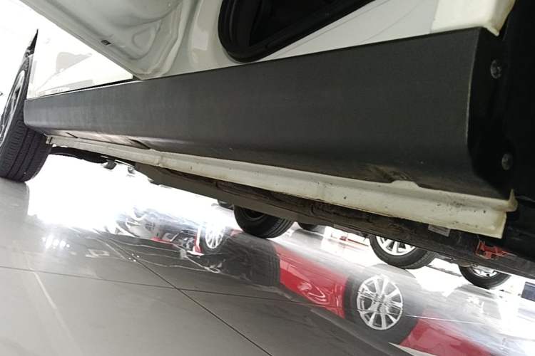 Used LINGBOX COCO 2023 Alliance Edition Left Side Sill