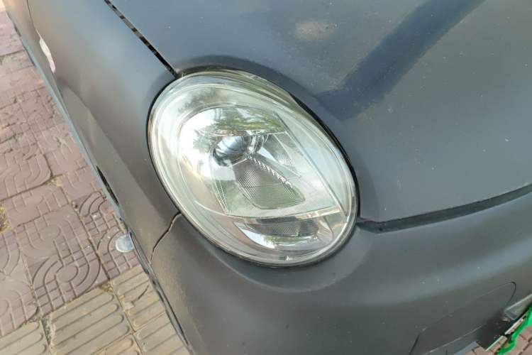 Used LINGBOX 2021 – Cai Wenji Edition Right Front Headlight