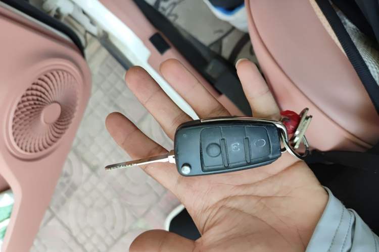 Used LINGBOX 2021 – Cai Wenji Edition Vehicle Key