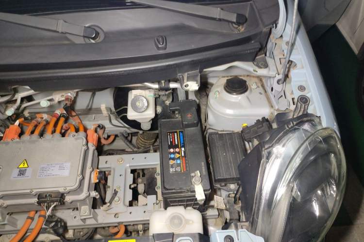 Used LINGBOX 2021 Wang Zhaojun Edition Engine Bay Left