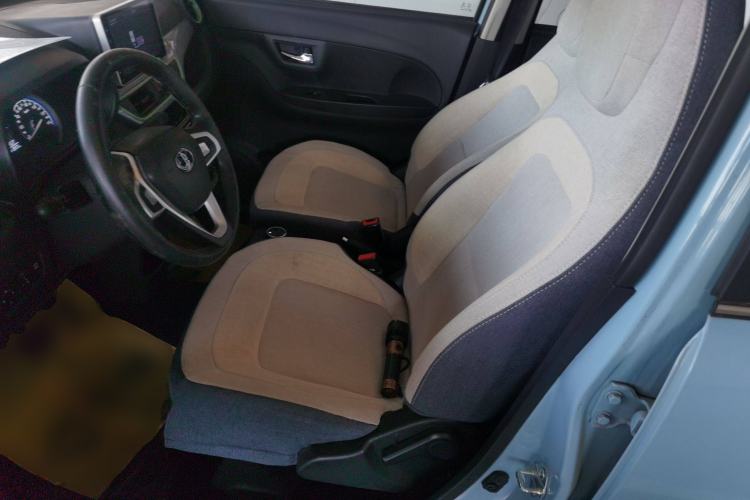 Used LINGBOX 2021 – Lady Wanyan Edition Left Front Seat