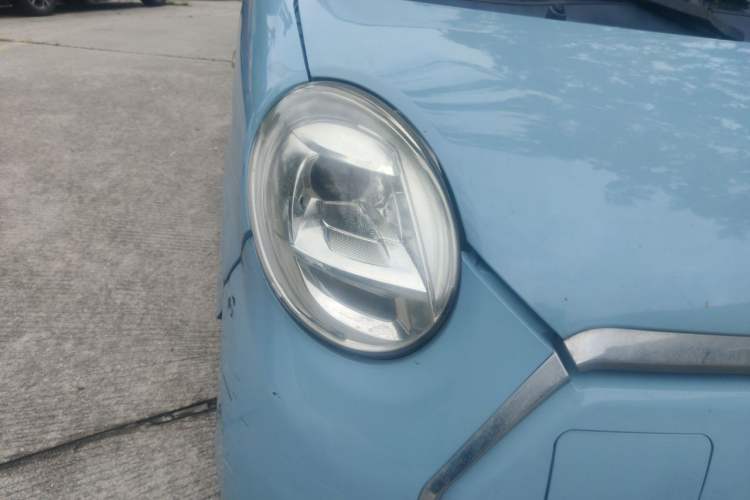 Used LINGBOX 2021 – Cai Wenji Edition Right Front Headlight