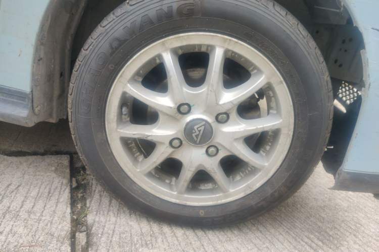 Used LINGBOX 2021 – Cai Wenji Edition Right Front Wheel Hub