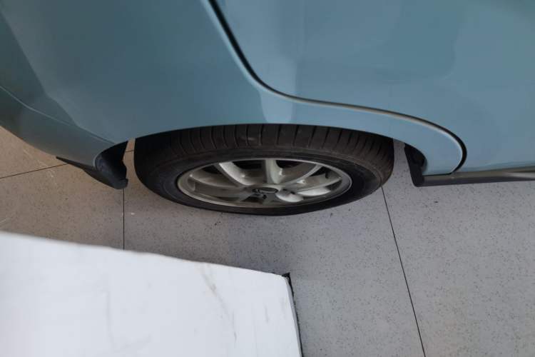 Used LINGBOX 2021 – Lady Wanyan Edition Right Rear Wheel Hub