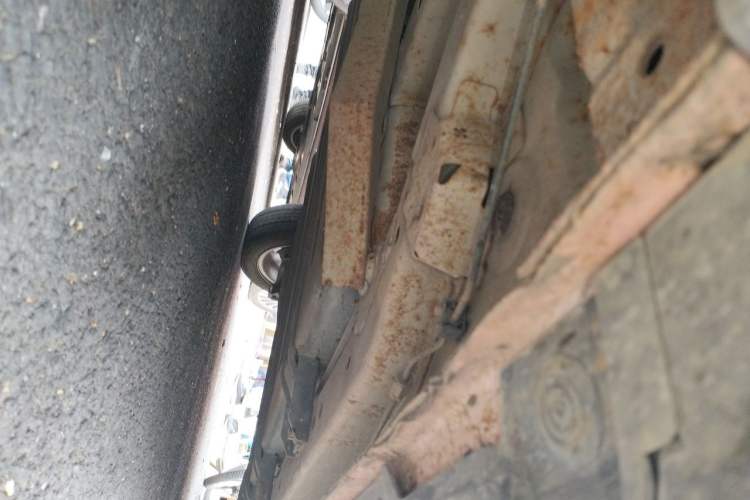 Used LINGBOX 2021 Comfort Edition Chassis Front Left