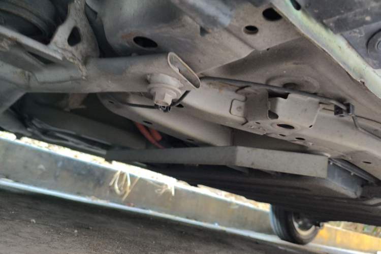 Used LINGBOX 2021 – Cai Wenji Edition Chassis Front Left