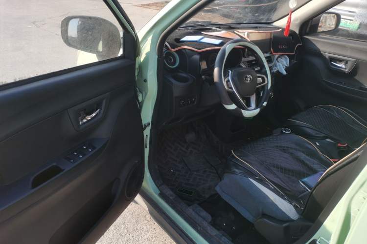 Used LINGBOX 2021 – Cai Wenji Edition Driver Seat