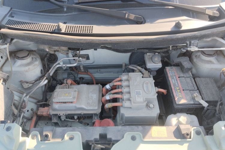 Used LINGBOX 2021 Li Qingzhao Edition Engine Bay