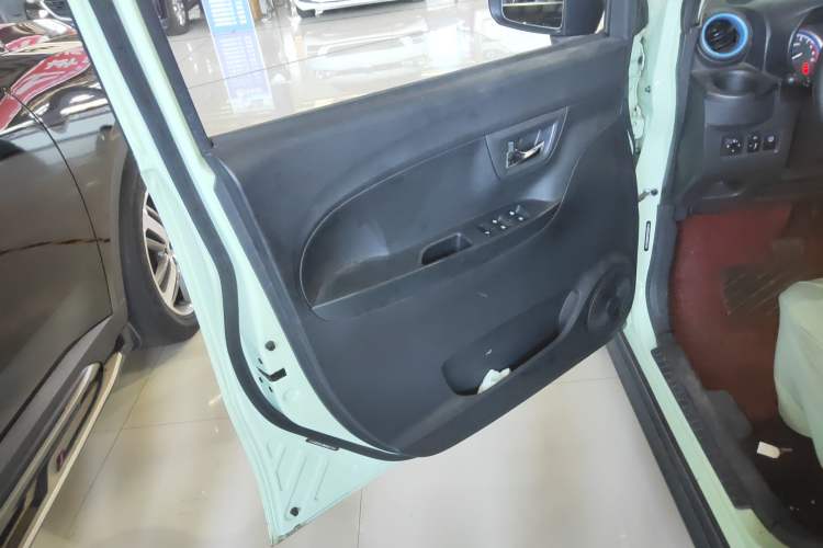 Used LINGBOX 2021 – Cai Wenji Edition Left Front Door Interior