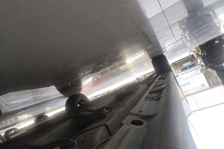 Used LINGBOX 2021 – Lady Wanyan Edition Left Side Sill