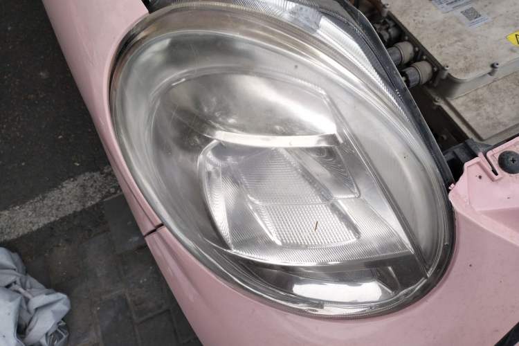 Used LINGBOX 2021 Comfort Edition Right Front Headlight