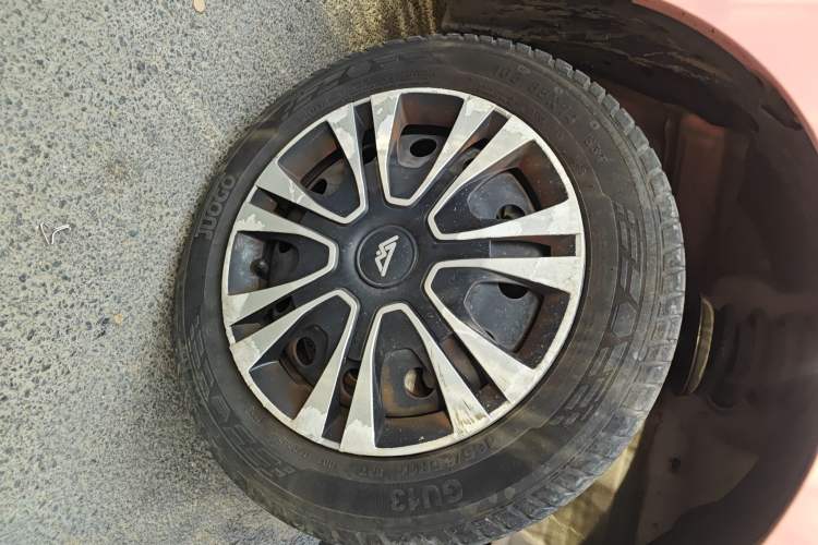 Used LINGBOX 2021 – Lady Wanyan Edition Right Front Wheel Hub