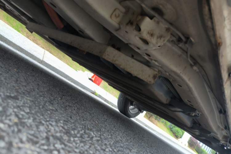 Used LINGBOX 2021 Comfort Edition Chassis Front Left