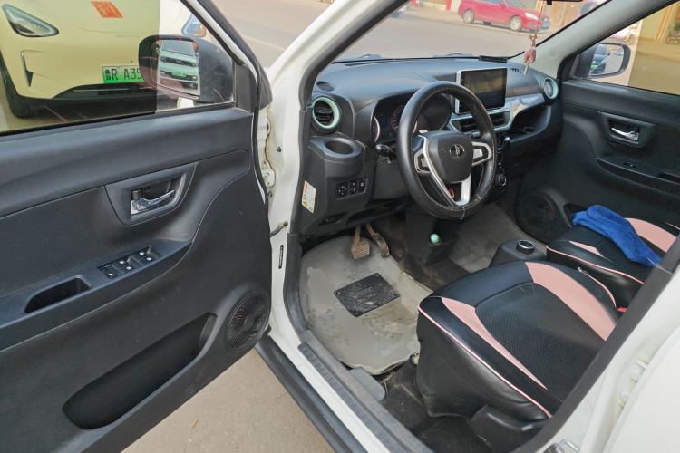 Used LINGBOX 2021 – Cai Wenji Edition Driver Seat